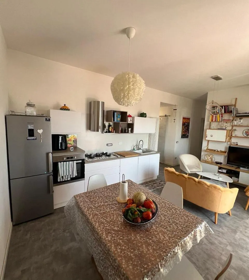 Brillu Guest House Lido di Ostia 0*,  Italy