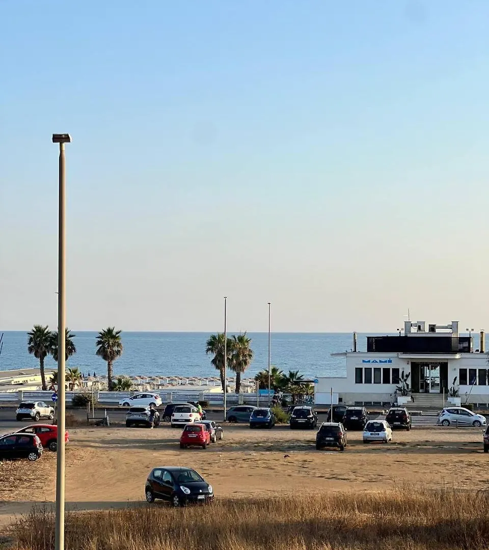 Apartment Brillu Guest House Lido di Ostia