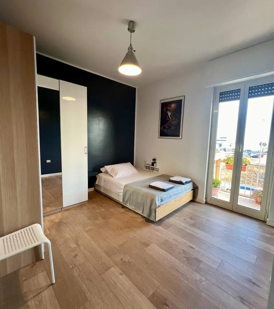 Brillu Guest House Lido di Ostia Italy